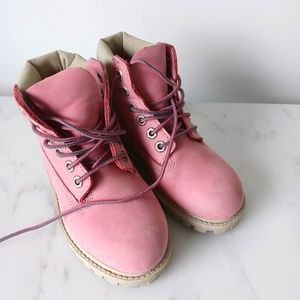 Timberland pink leather shoes. Size 10